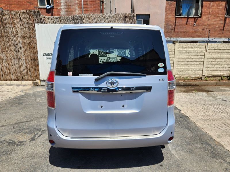  30278  TOYOTA NOAH  2009  