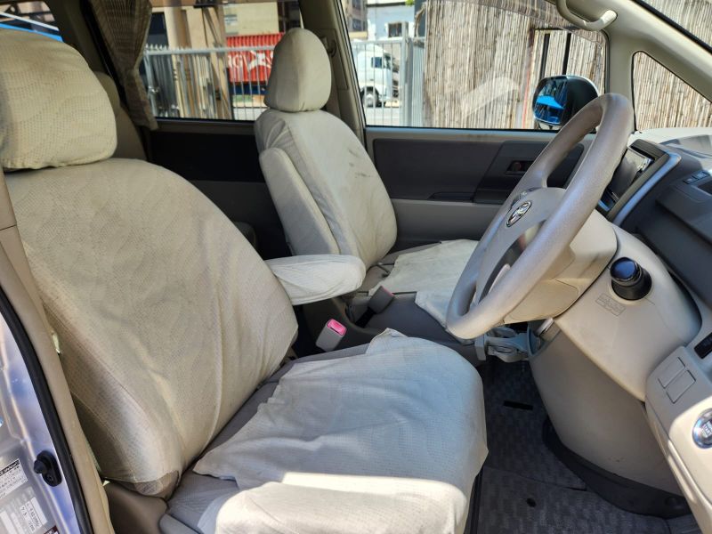  30278  TOYOTA NOAH  2009  