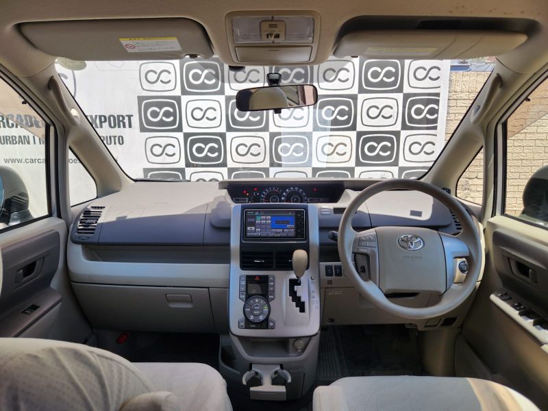  30278  TOYOTA NOAH  2009  