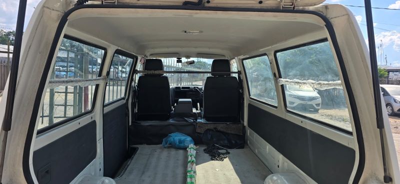  30280  MAZDA BONGO  2017  