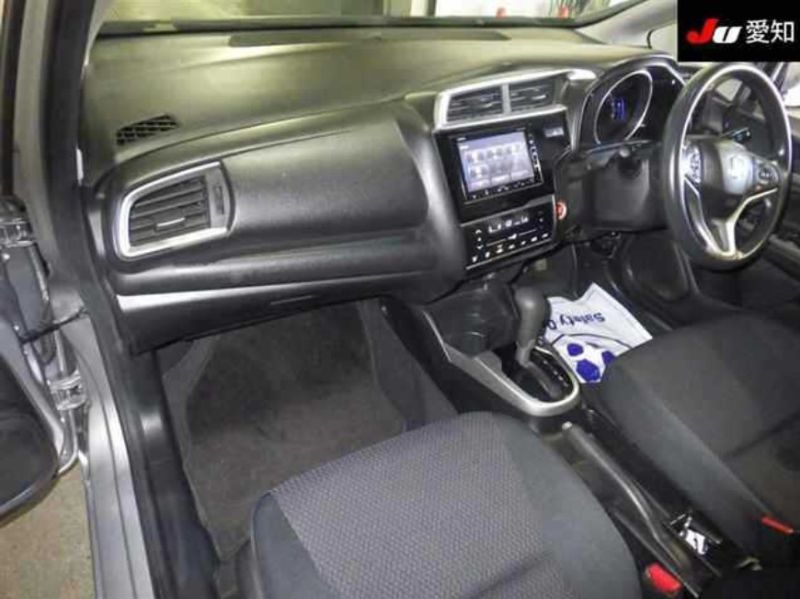  30281  HONDA FIT  2017  