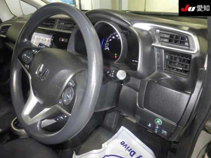  30281  HONDA FIT  2017  