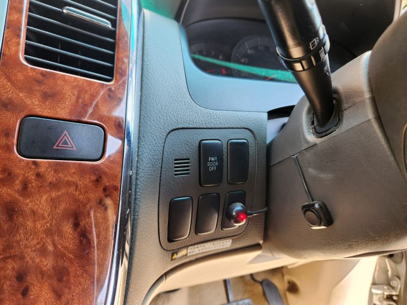  30283  TOYOTA ALPHARD  2005  