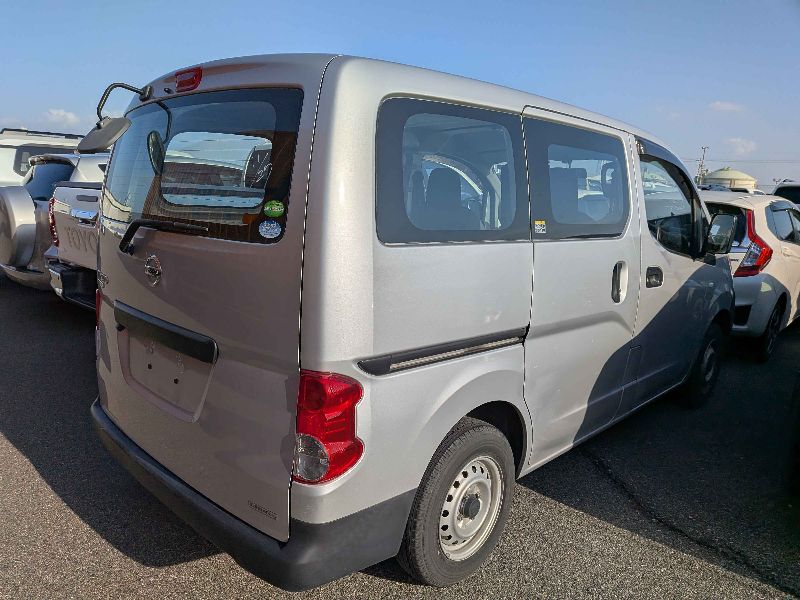  30289  NISSAN VANETTE  2017  