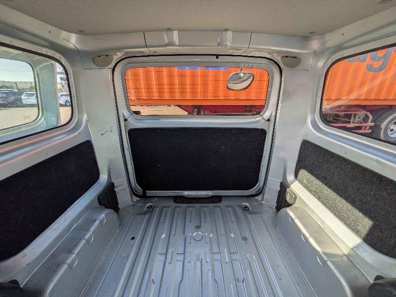  30289  NISSAN VANETTE  2017  