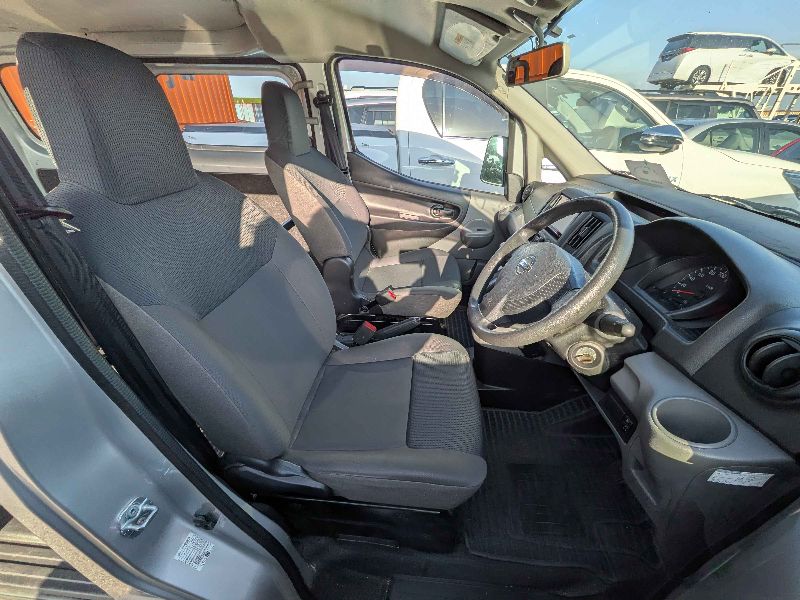  30289  NISSAN VANETTE  2017  