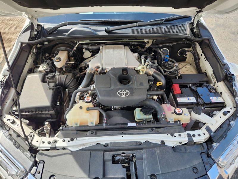  30290  TOYOTA HILUX  2022  