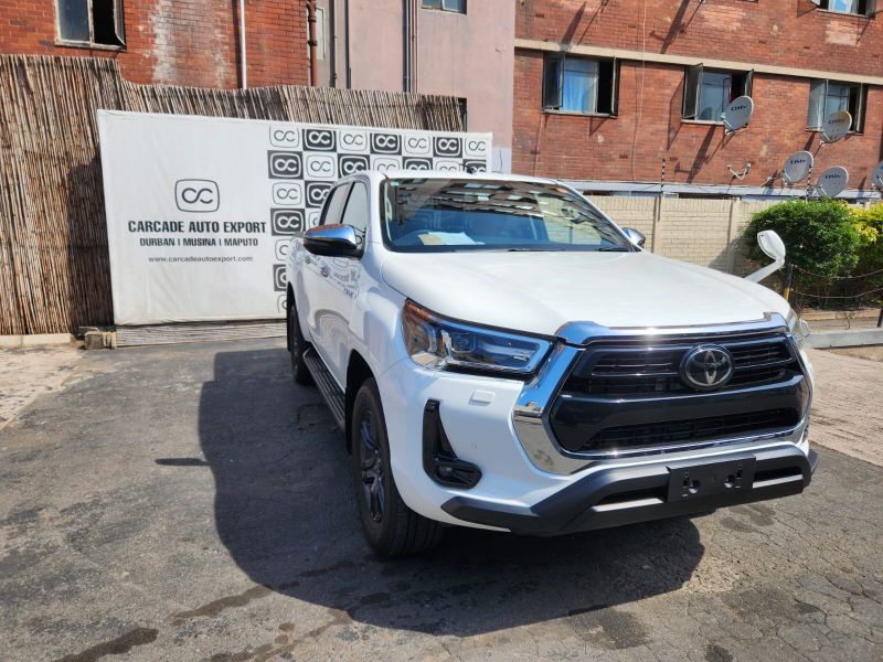  30290  TOYOTA HILUX  2022  