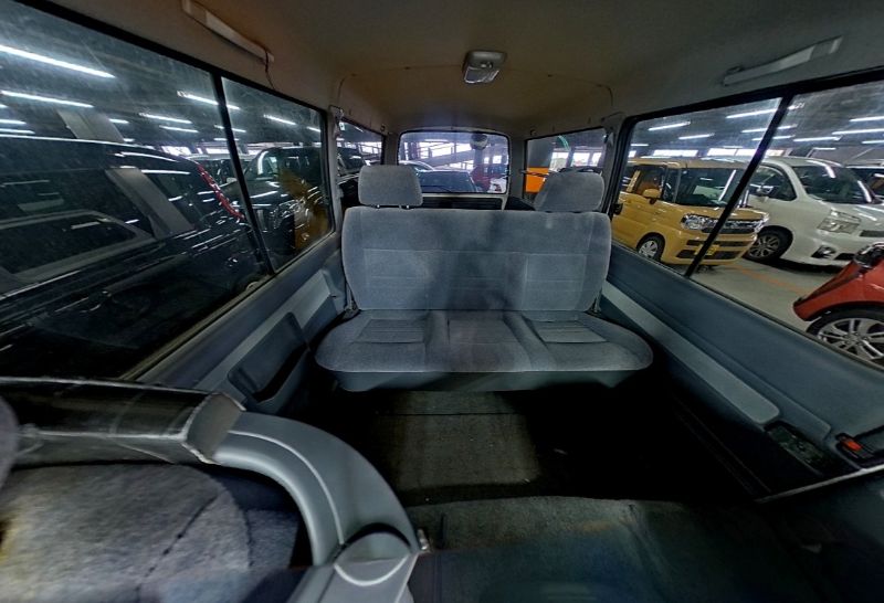  30297  TOYOTA HIACE  2003  