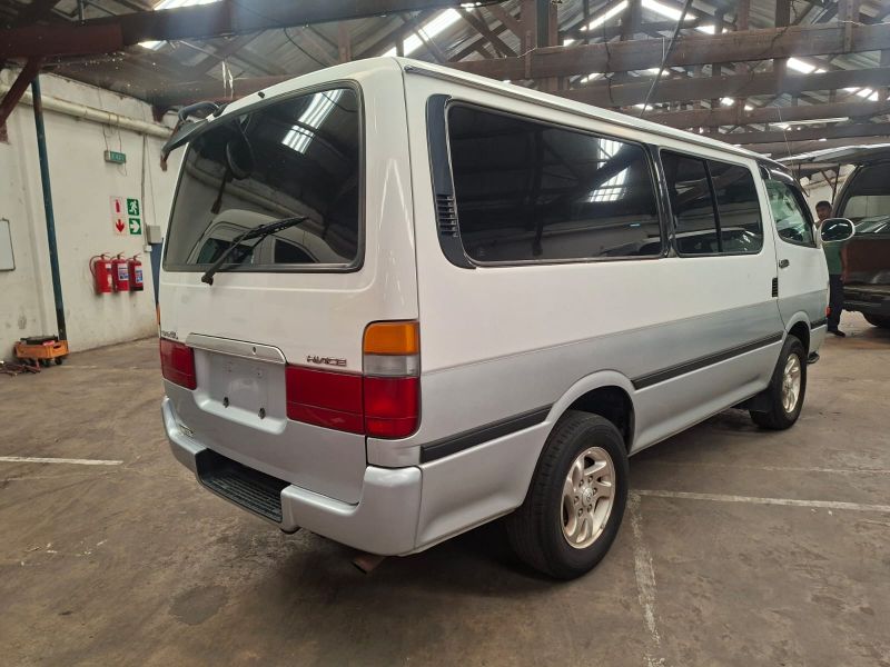  30297  TOYOTA HIACE  2003  