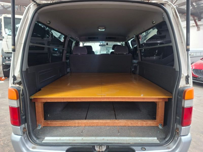  30297  TOYOTA HIACE  2003  