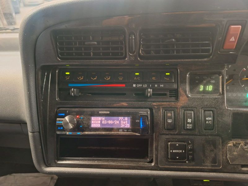  30297  TOYOTA HIACE  2003  