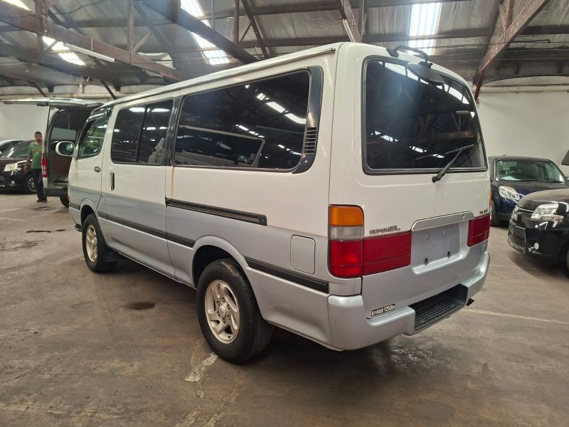  30297  TOYOTA HIACE  2003  