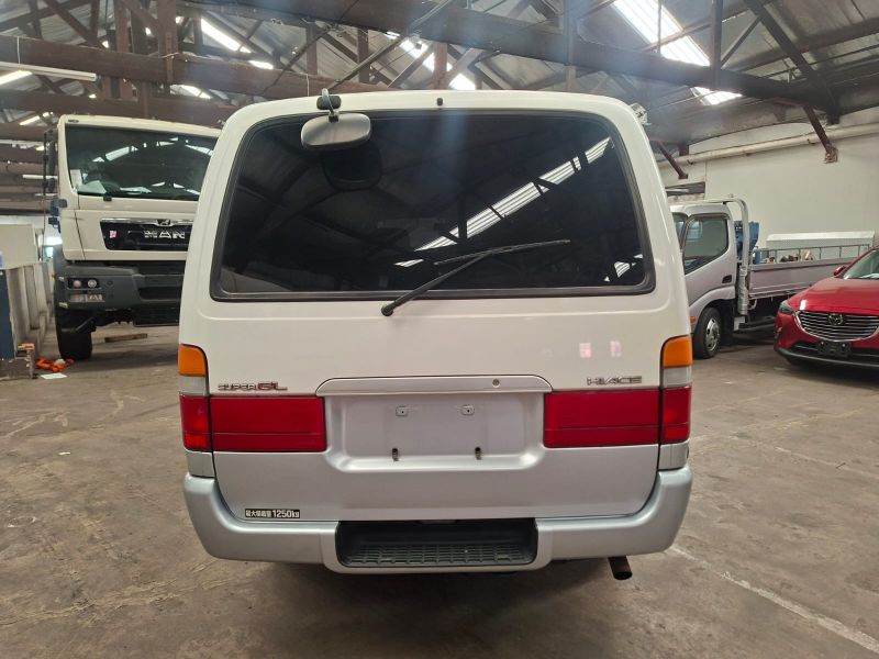  30297  TOYOTA HIACE  2003  