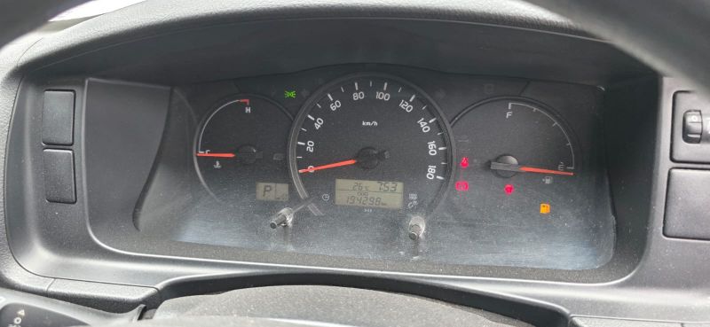  30300  TOYOTA HIACE  2016  