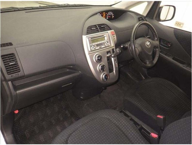  30301  TOYOTA RACTIS  2010  