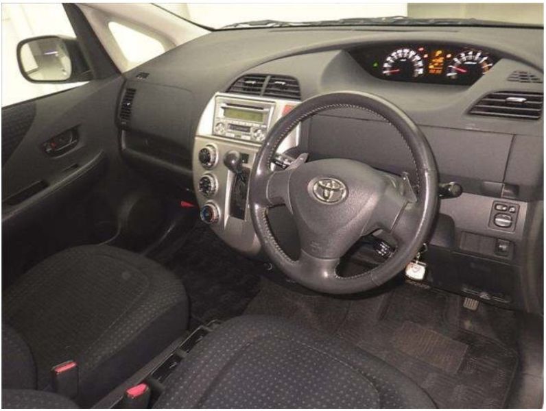  30301  TOYOTA RACTIS  2010  