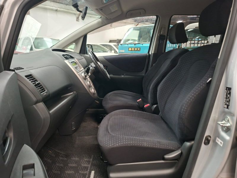  30301  TOYOTA RACTIS  2010  