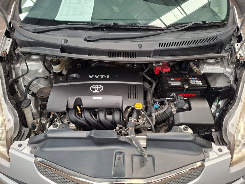  30301  TOYOTA RACTIS  2010  