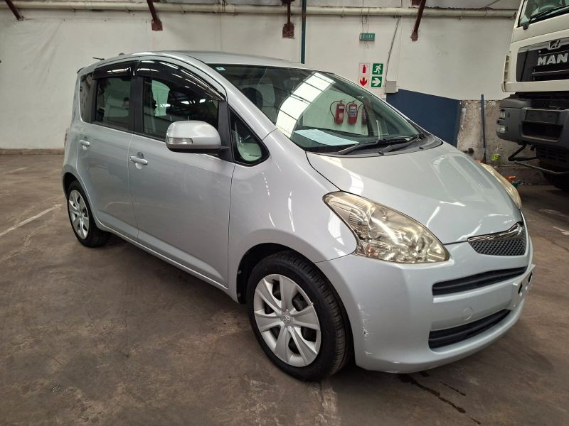  30301  TOYOTA RACTIS  2010  