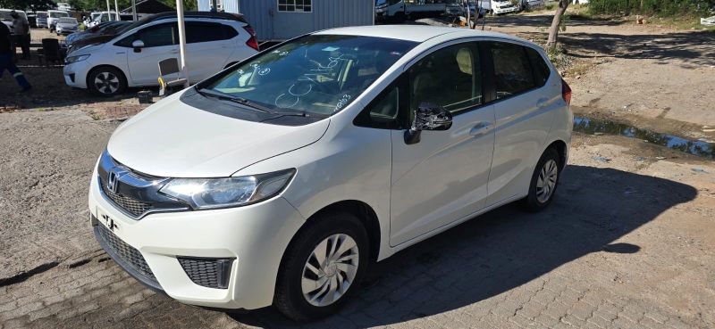  30302  HONDA FIT  2017  