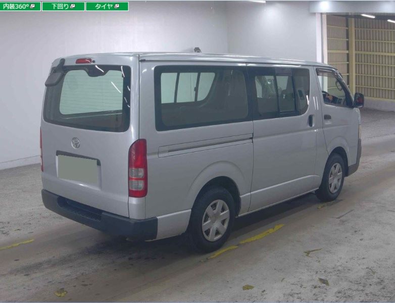  30306  TOYOTA HIACE  2006  