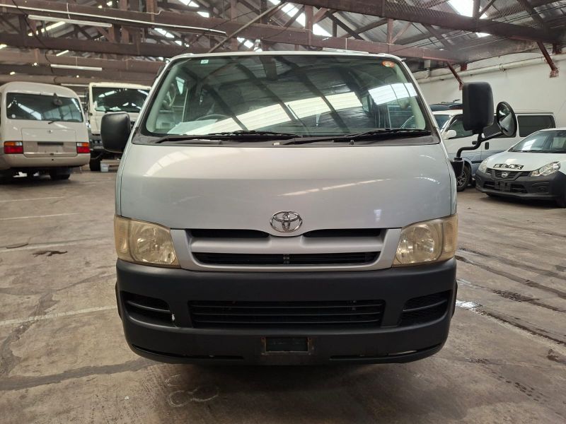  30306  TOYOTA HIACE  2006  