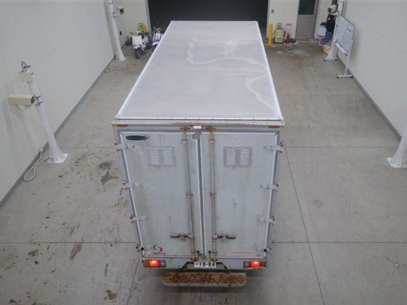  30310  HINO DUTRO  2006  