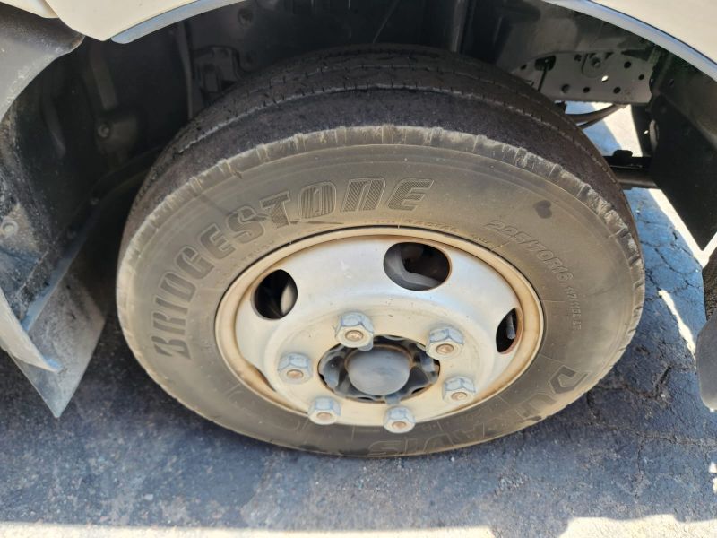  30311  TOYOTA DYNA  2015  