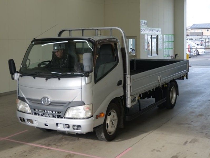  30313  TOYOTA DYNA  2012 