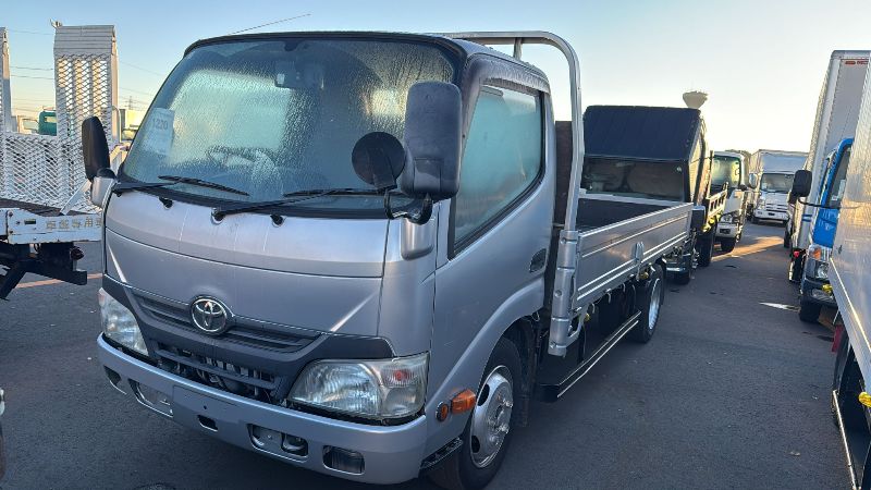  30313  TOYOTA DYNA  2012 