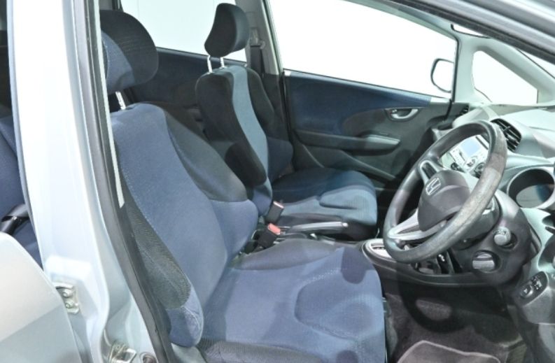  30315  HONDA FIT  2010  