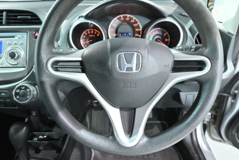  30315  HONDA FIT  2010  