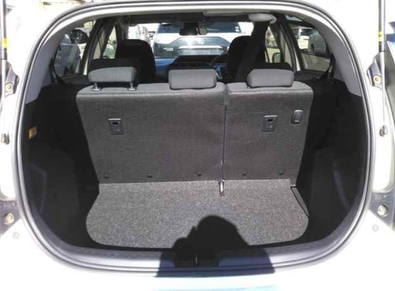  30316  TOYOTA AQUA  2016  