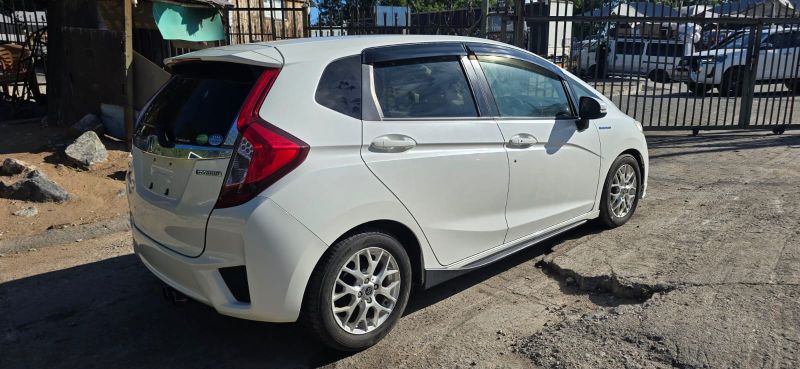  30317  HONDA FIT  2016  