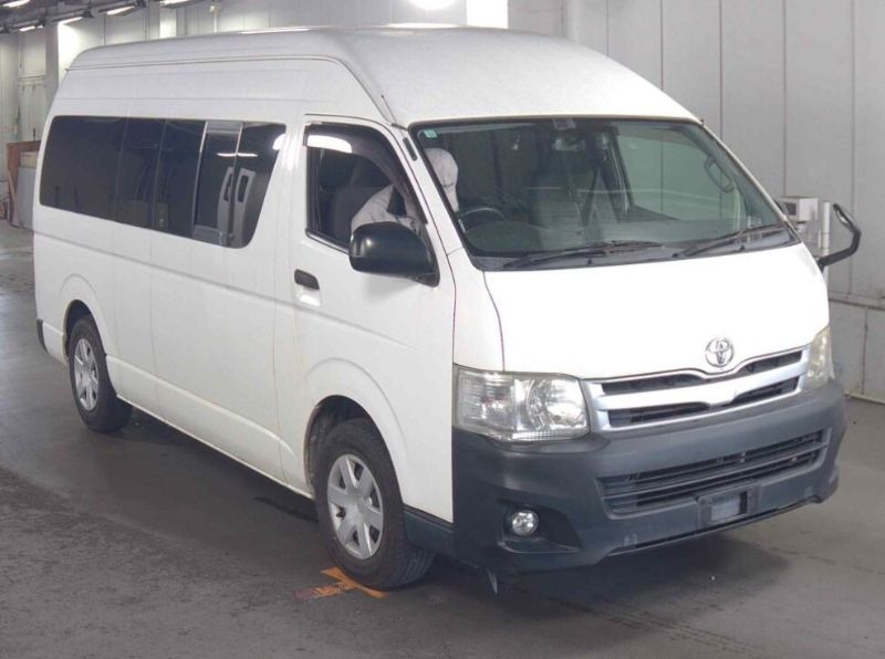  30306 TOYOTA HIACE  2006  