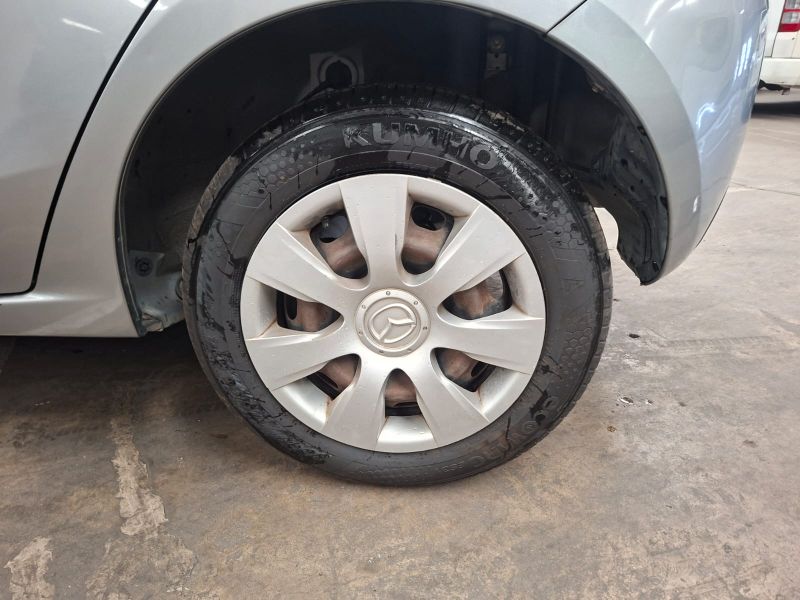  30328  MAZDA DEMIO  2010  
