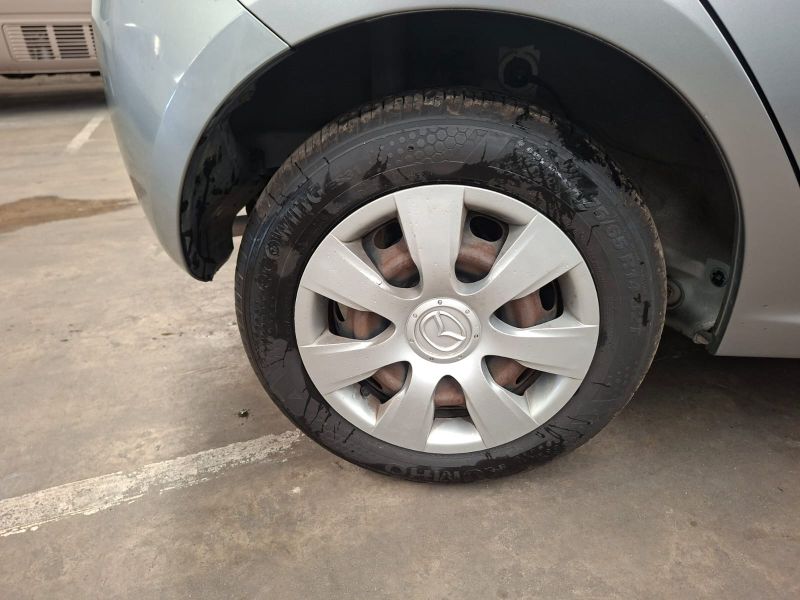  30328  MAZDA DEMIO  2010  