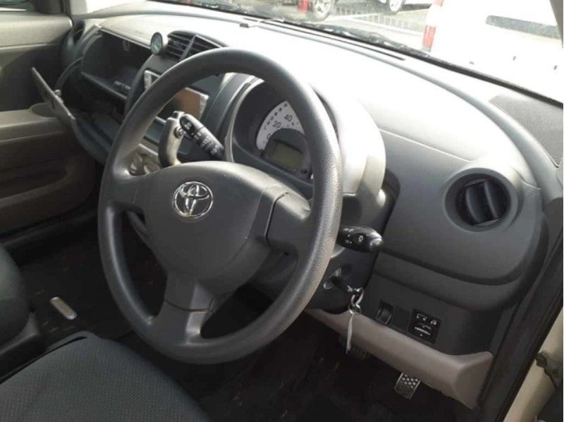  30329  TOYOTA PASSO  2006  