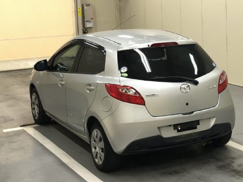  30331  MAZDA DEMIO  2011  
