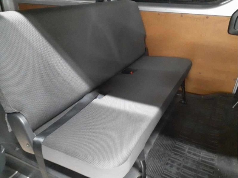  30333  TOYOTA REGIUS  2017  