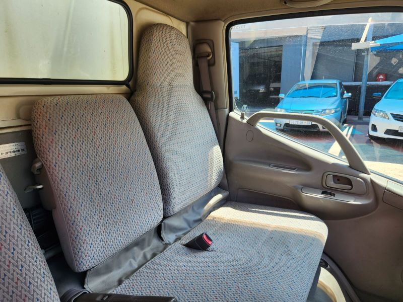  30345  TOYOTA DYNA  2005  