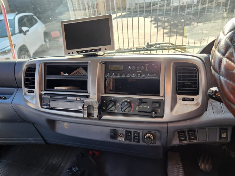  30347  HINO RANGER  2003  