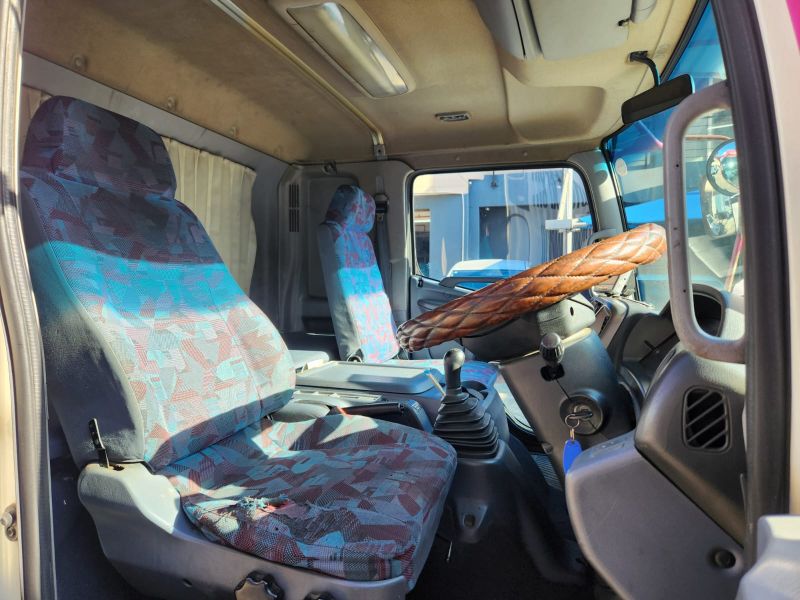  30347  HINO RANGER  2003  