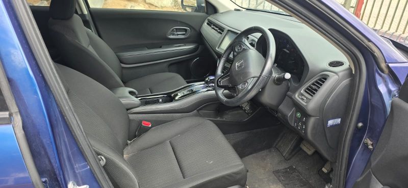  30354  HONDA VEZEL  2016  