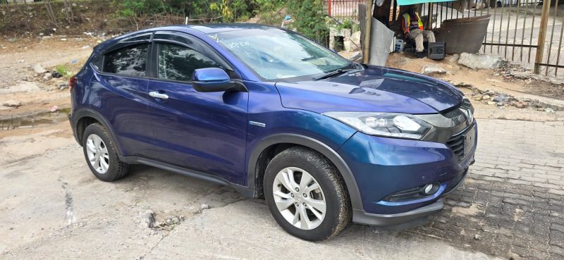  30354  HONDA VEZEL  2016  