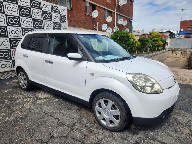  30356  MAZDA VERISA  2010  