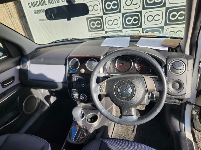  30356  MAZDA VERISA  2010  