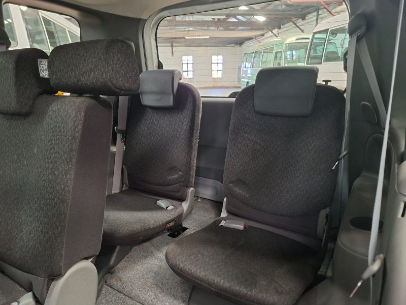  30358  TOYOTA SIENTA  2011  
