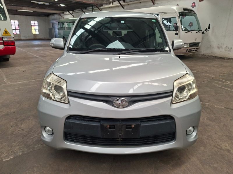  30358  TOYOTA SIENTA  2011  